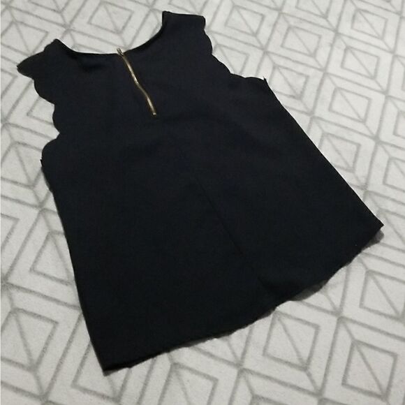 Pink Rose Black Scalloped Sleeveless Classy Dressy Classic Loose Fit Blouse - Picture 2 of 5